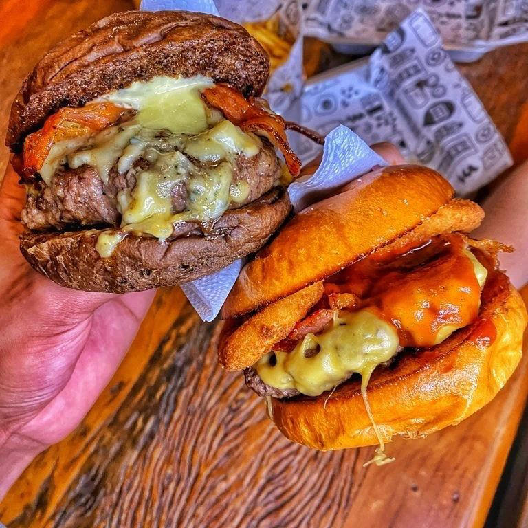 Burger Land - Sabadão é dia de mandar aquele burger
